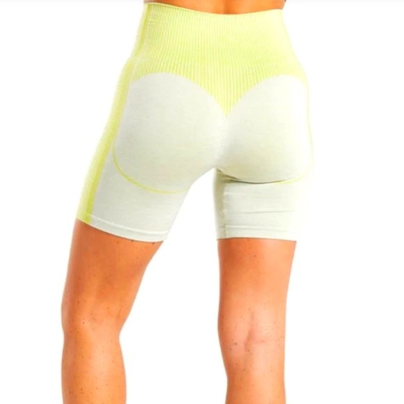 Gymshark "Hyper Amplify" bike shorts in "Marl Gray/Lime Green", size XS. - Picture 3 of 10